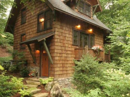 Cabins & Treehouses